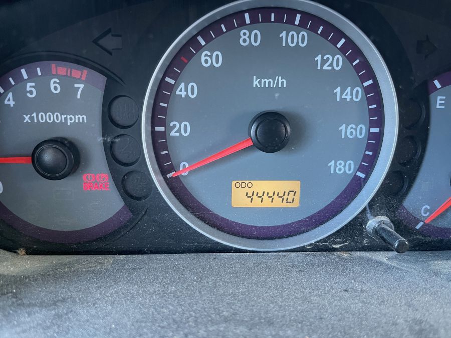 Die vier fehlenden Kilometer sind wir noch gefahren und hatten dann an der Garage 44444 auf dem Tacho.